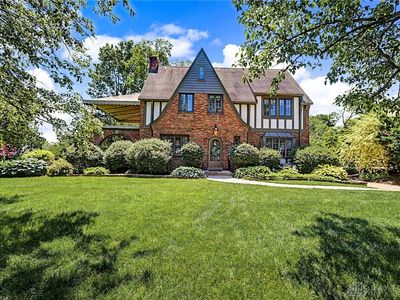 24 Monteray Rd