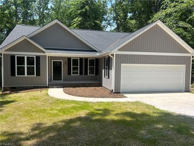 530 Oakwood Cir