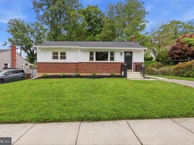 403 Carl St