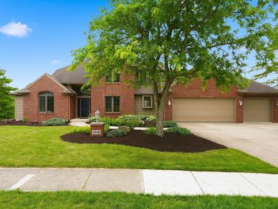 1818 Woodland Xing