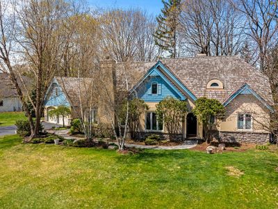 130 Monastery Hill DRIVE