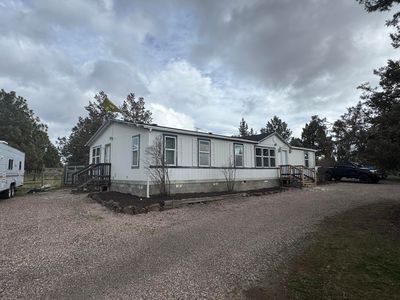 8685 SW Sisters View Pl