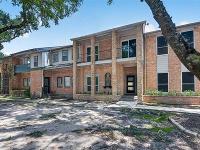 608 N Eldridge Pkwy