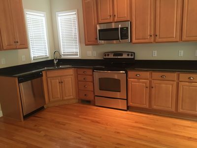 1230 Golden Bluff Ln