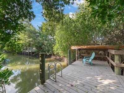 561 Periwinkle Way Unit E4