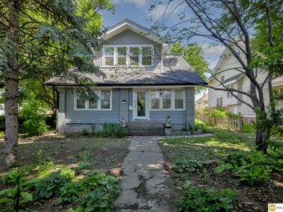3340 Center St