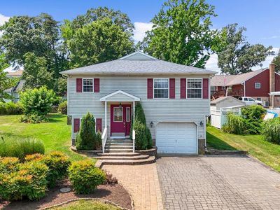 3443 S River Ter
