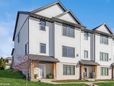 294 Kenneth Dr