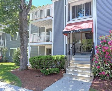 9 Post Oak Ln APT 17