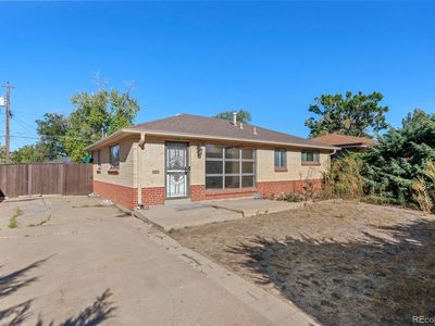 8581 Crescent Drive