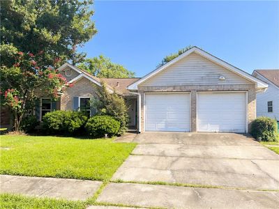Property at 2129 Brighton Pl, Harvey, LA