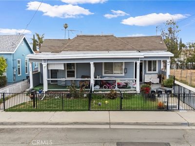 370 N Palomares St