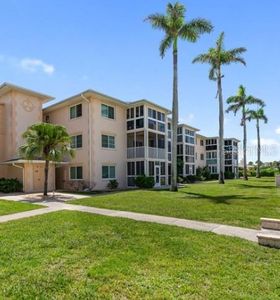 200 The Esplanade N APT B10