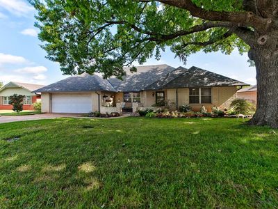 2321 Ashwood Ln