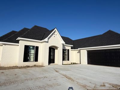 228 Newsom Dr