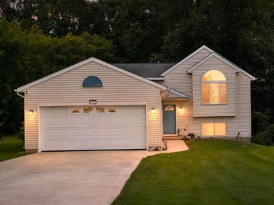 7015 Cedar Highlands Dr