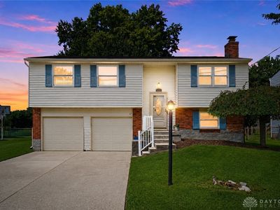 1386 Stone Dr