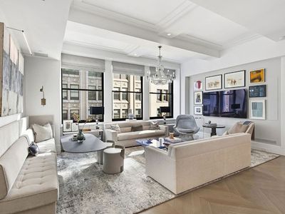 212 5th Ave APT 14C