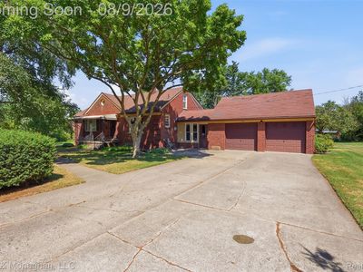 15801 E Eleven Mile Rd