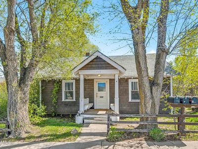 715 W Summit Ave