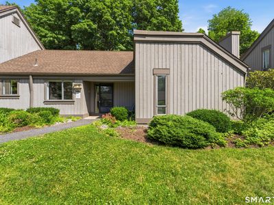 471 Heritage Village #B