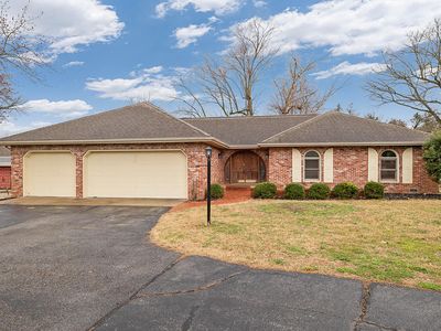 3534 E Whitehall Drive