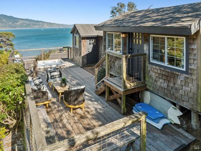 10 Canyon Avenue
