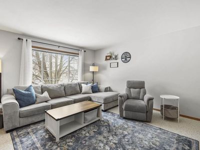 5121 Ridge Oak Drive