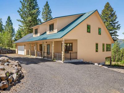21 Starflower Dr