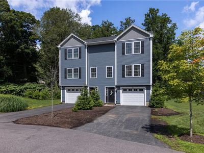 39 Stone Bridge Dr