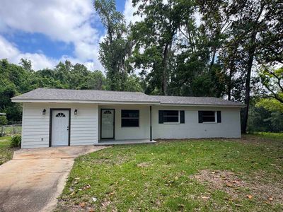 2898 Bell Dr