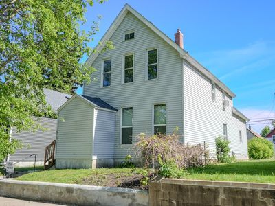 538 Charles Ave