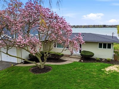 2484 River Rd