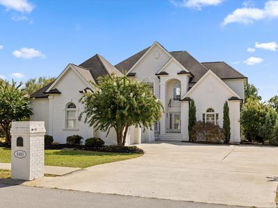 8410 Rambling Rose Dr