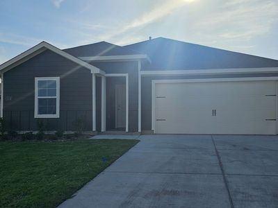 1132 Breezy Oak Dr