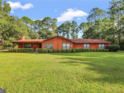 635 Chapel Crossing Rd