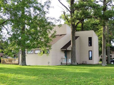 1209 Hickory Dr