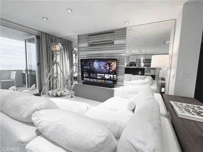 420 Monterey Ln #R16