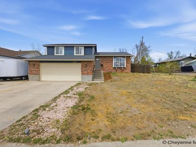 5016 Phoenix Dr