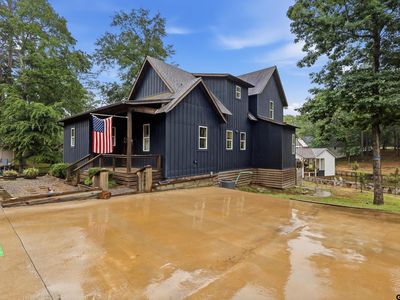 114 King Club Cir