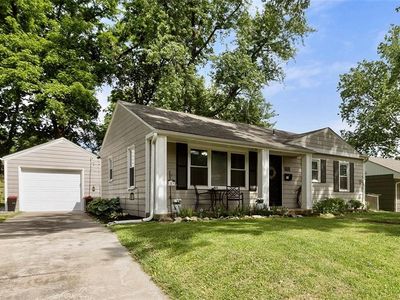5313 N Euclid Ave