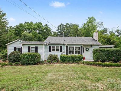 111 Cove Ave