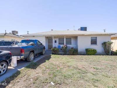 1305 Castaic Ave