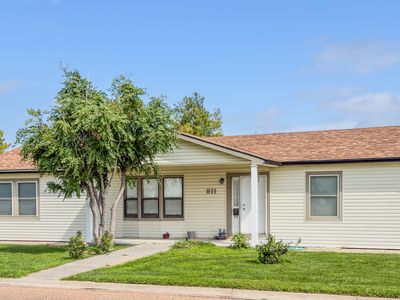 Property at 811 E Johnson St, Holyoke, CO