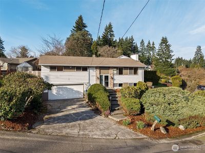 1959 Orchard Drive NW