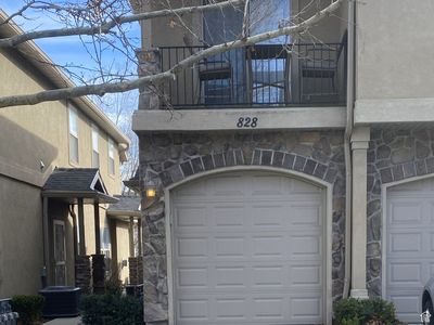 828 Red Sage Ln