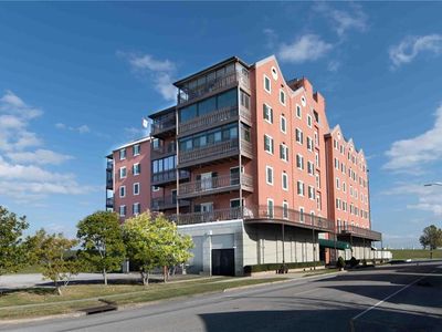 330 Morgan St APT 501