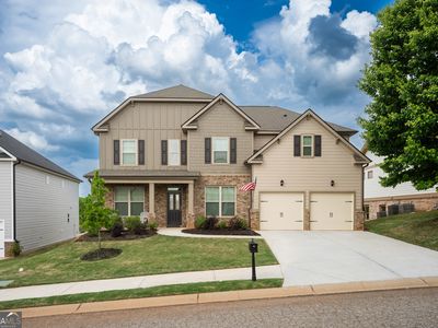 Property at 1221 Hawthorne Cir, Madison, GA