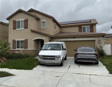 5564 Spur Dr
