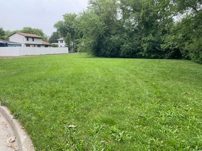 Property at 329 10th St, Wheeling, IL